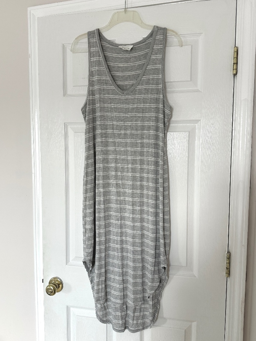 Olive + Oak Gray & White Striped Maxi Dress Size L